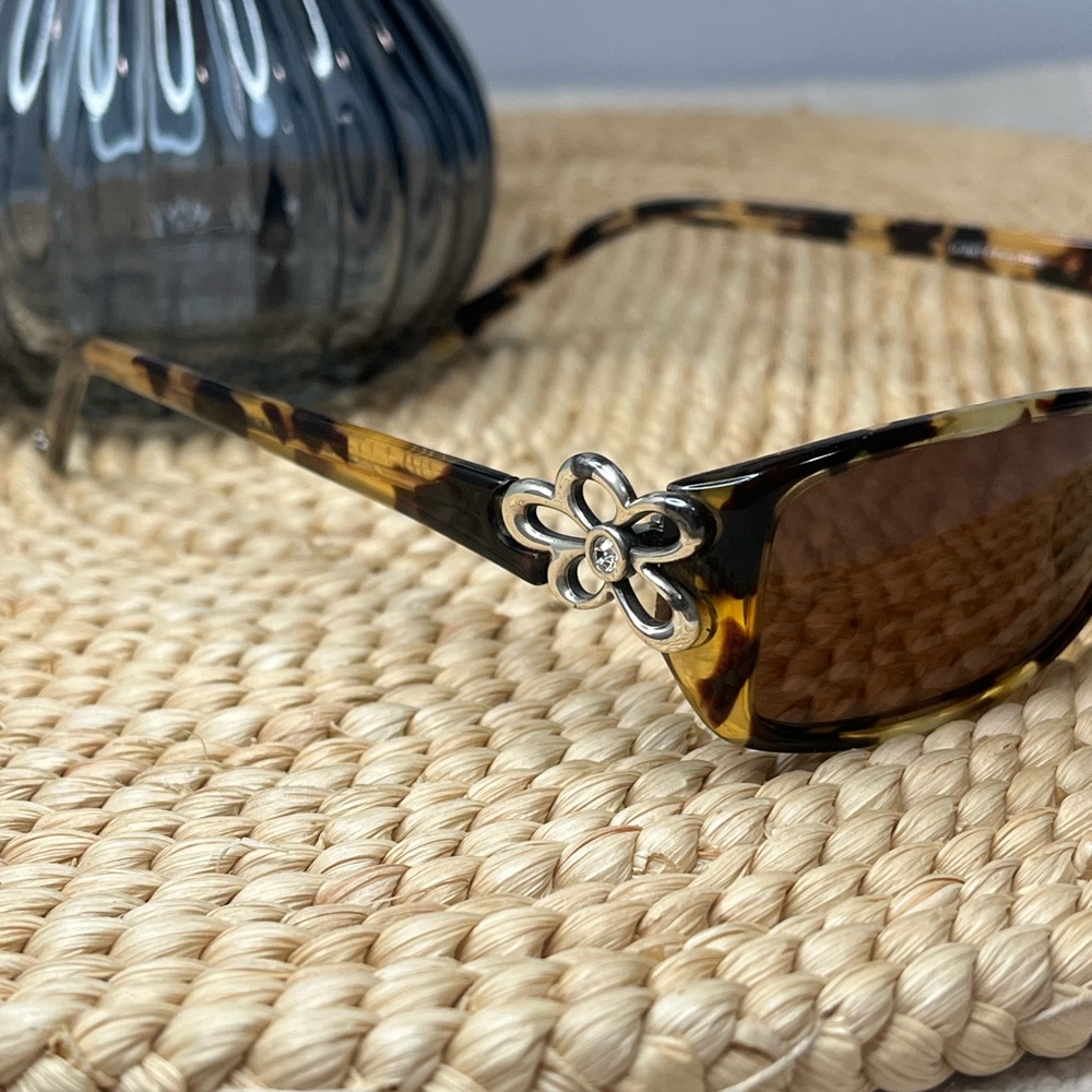 Brighton Infinity Flower Tortoiseshell Sunglasses… - image 4